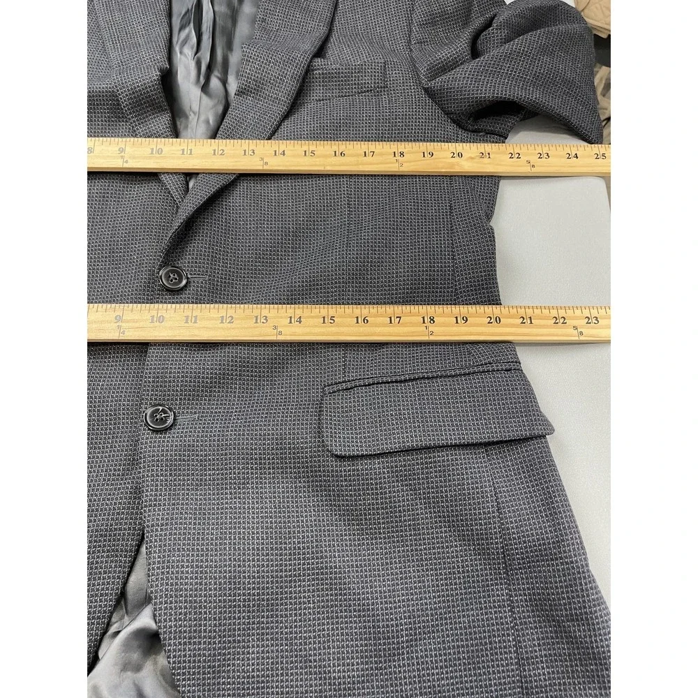 Peter Millar this listing