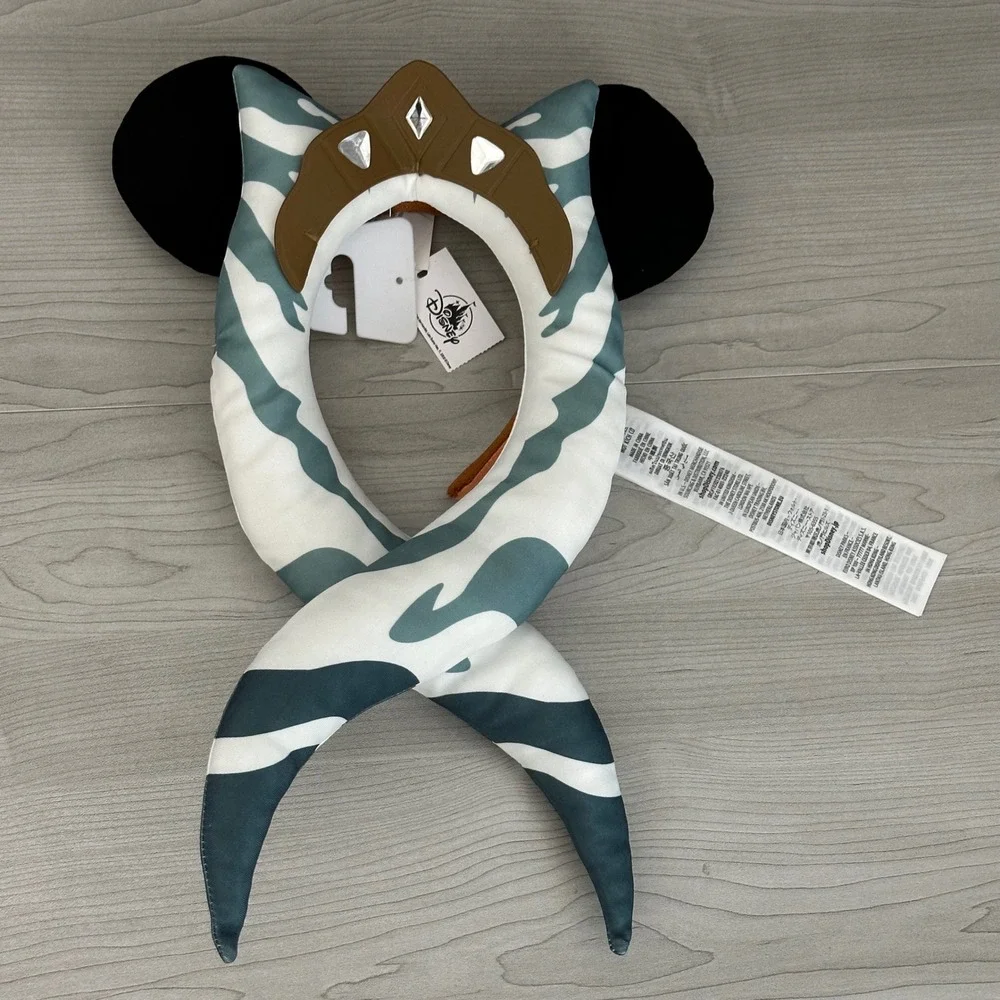 NEW Disney Star‎ Wars Ahsoka Tano Ears Womens OS White Blue Cosplay Headband
