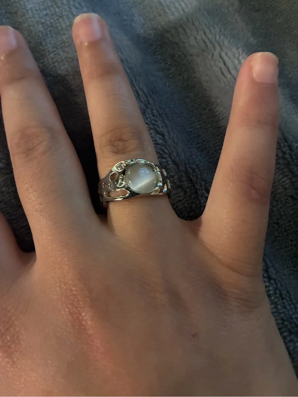 None white opal