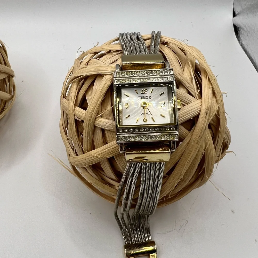 Studio‎ C Watch