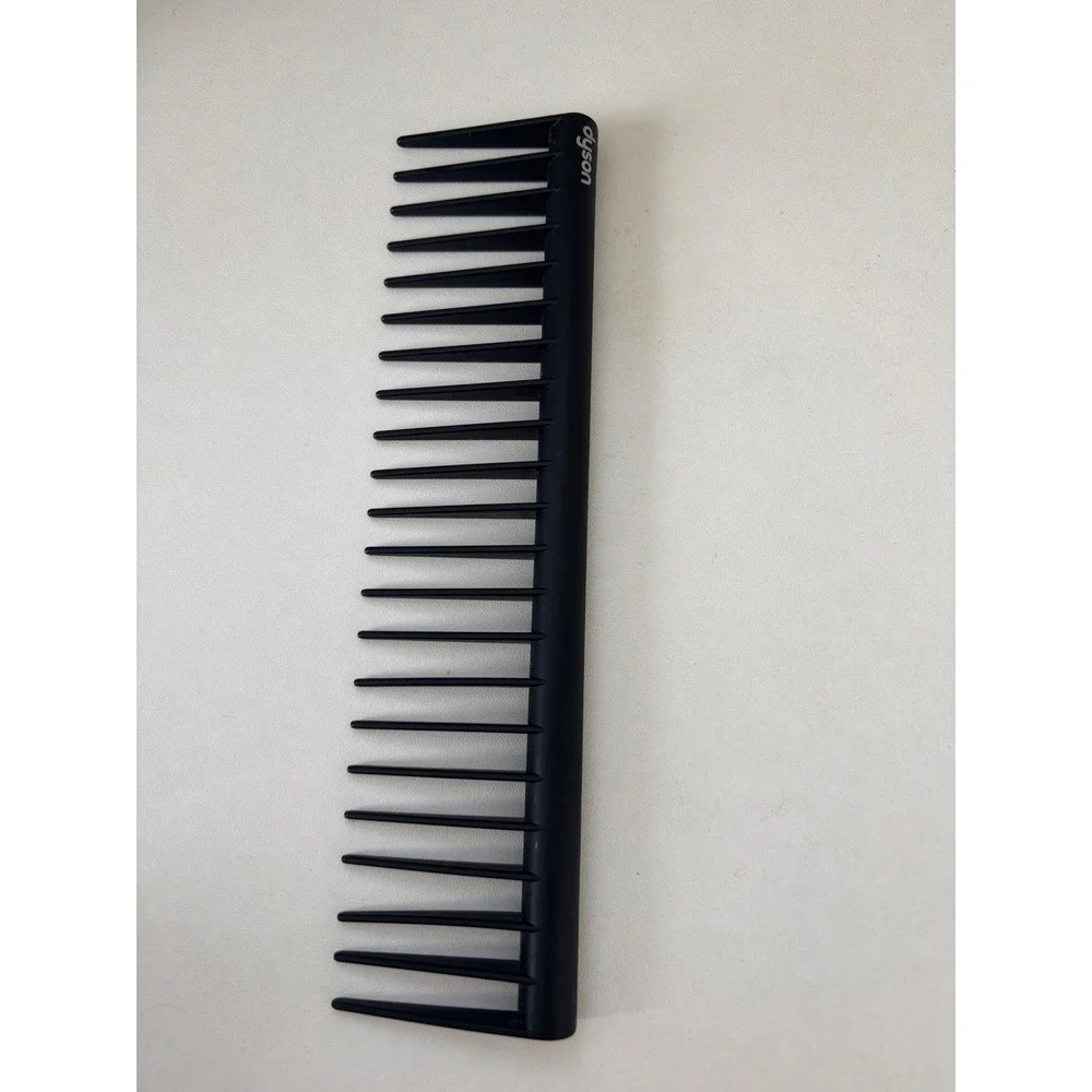 Dyson detangling comb