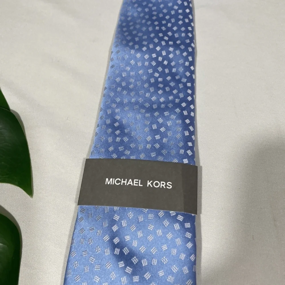 Michael Kors nwt $70