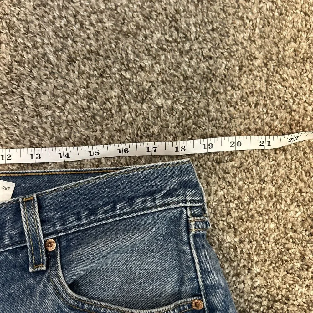 Levis color pocket rise