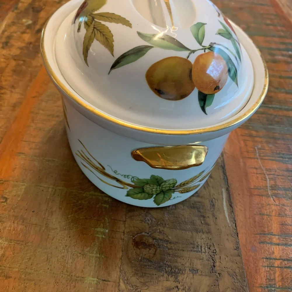 Royal Worcester crafted care
