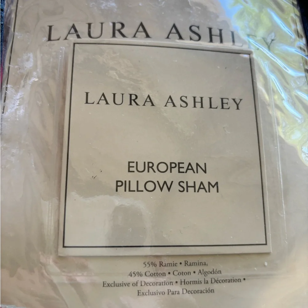 Laura Ashley center sham