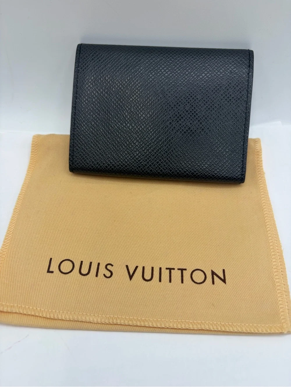 Louis Vuitton authentic louis