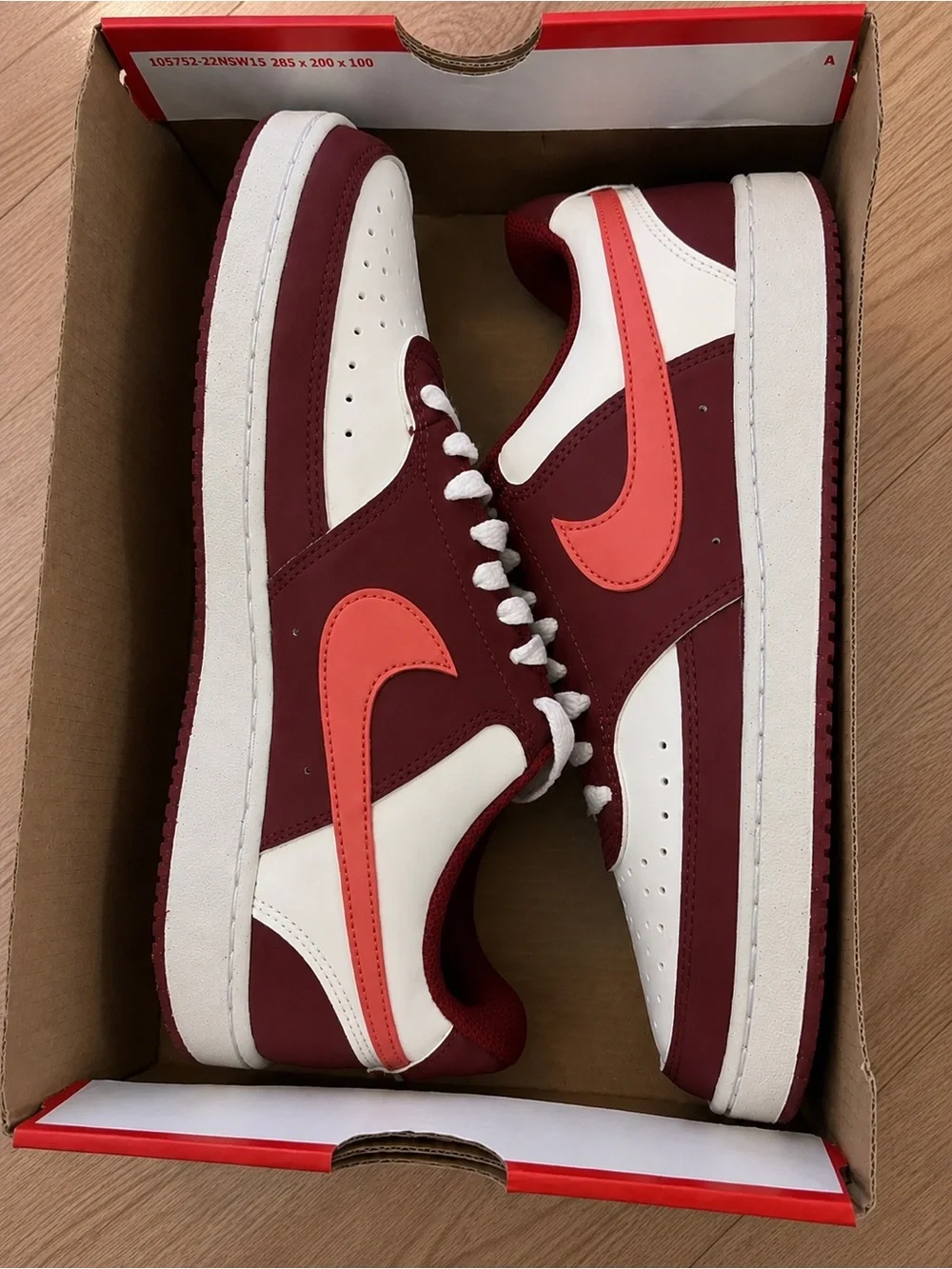 Nike low top