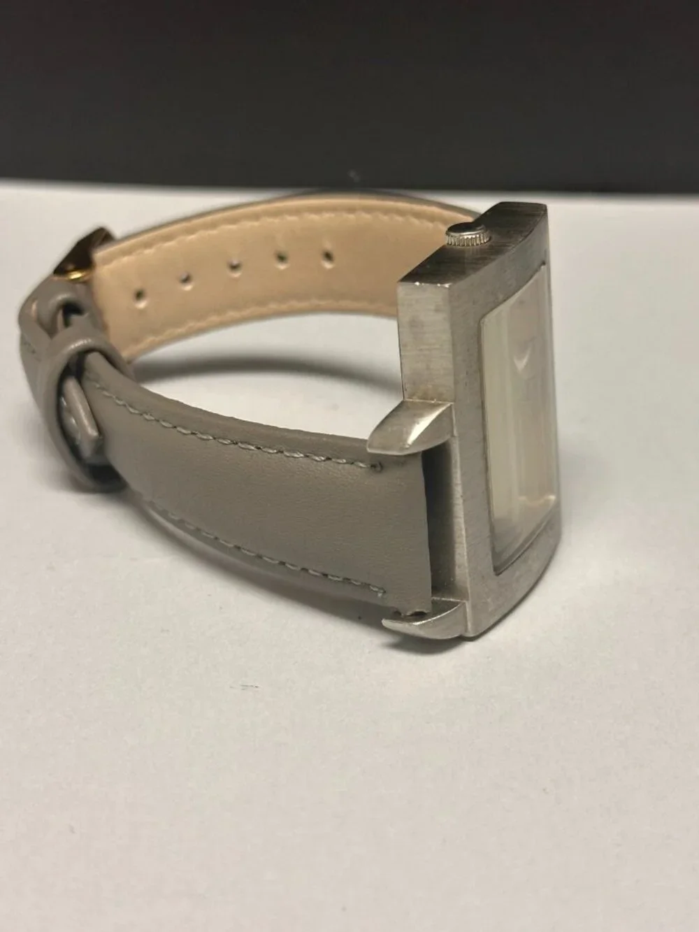 Kenneth Cole kenneth cole