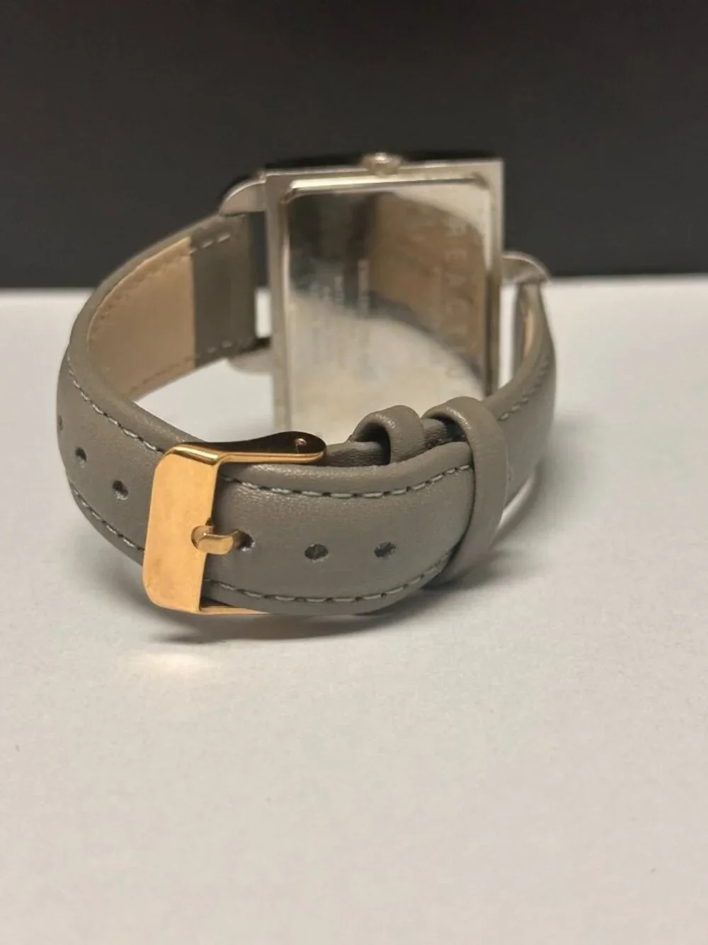 Kenneth Cole kenneth cole