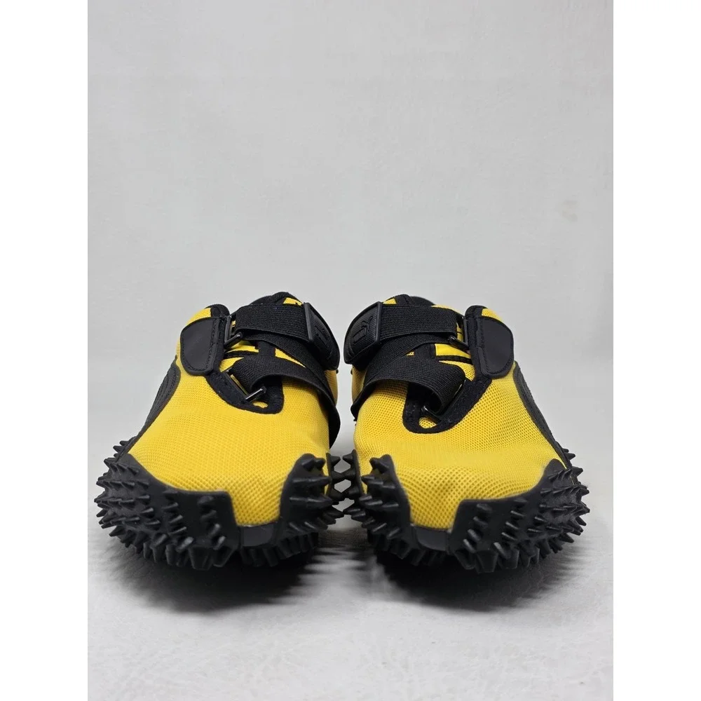 Puma yellow black