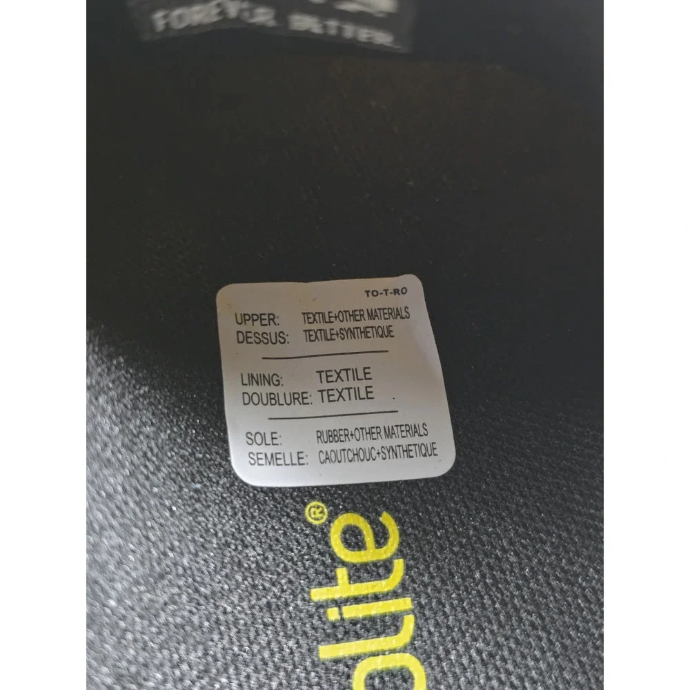 Puma yellow black