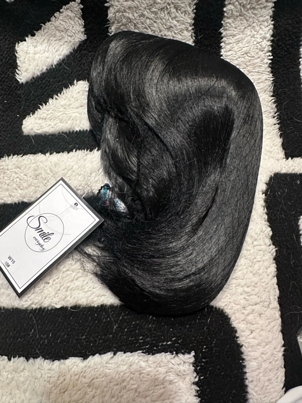 N/A sleek black