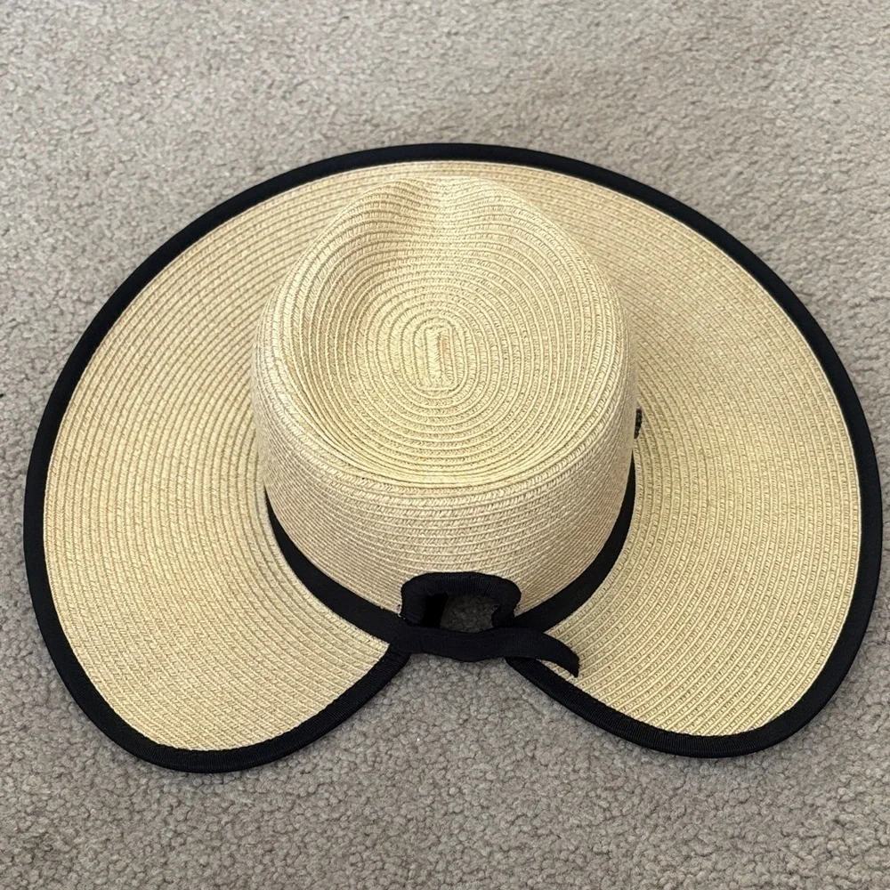 Tommy Bahama Women’s Tan Wide-Brim Sun Hat with Black Trim