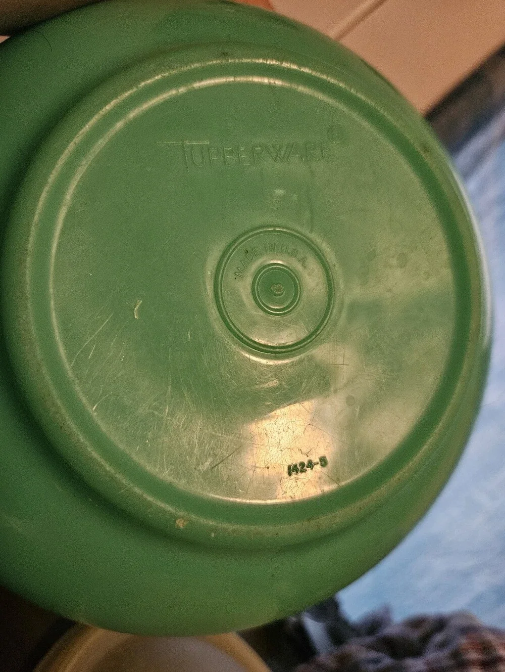Tupperware vintage container