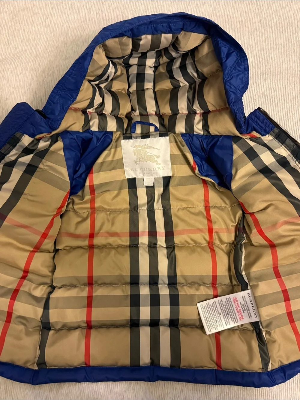 Burberry classic down