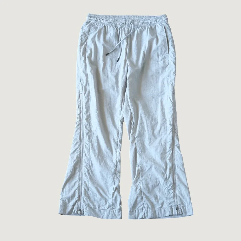 Nike trousers gray