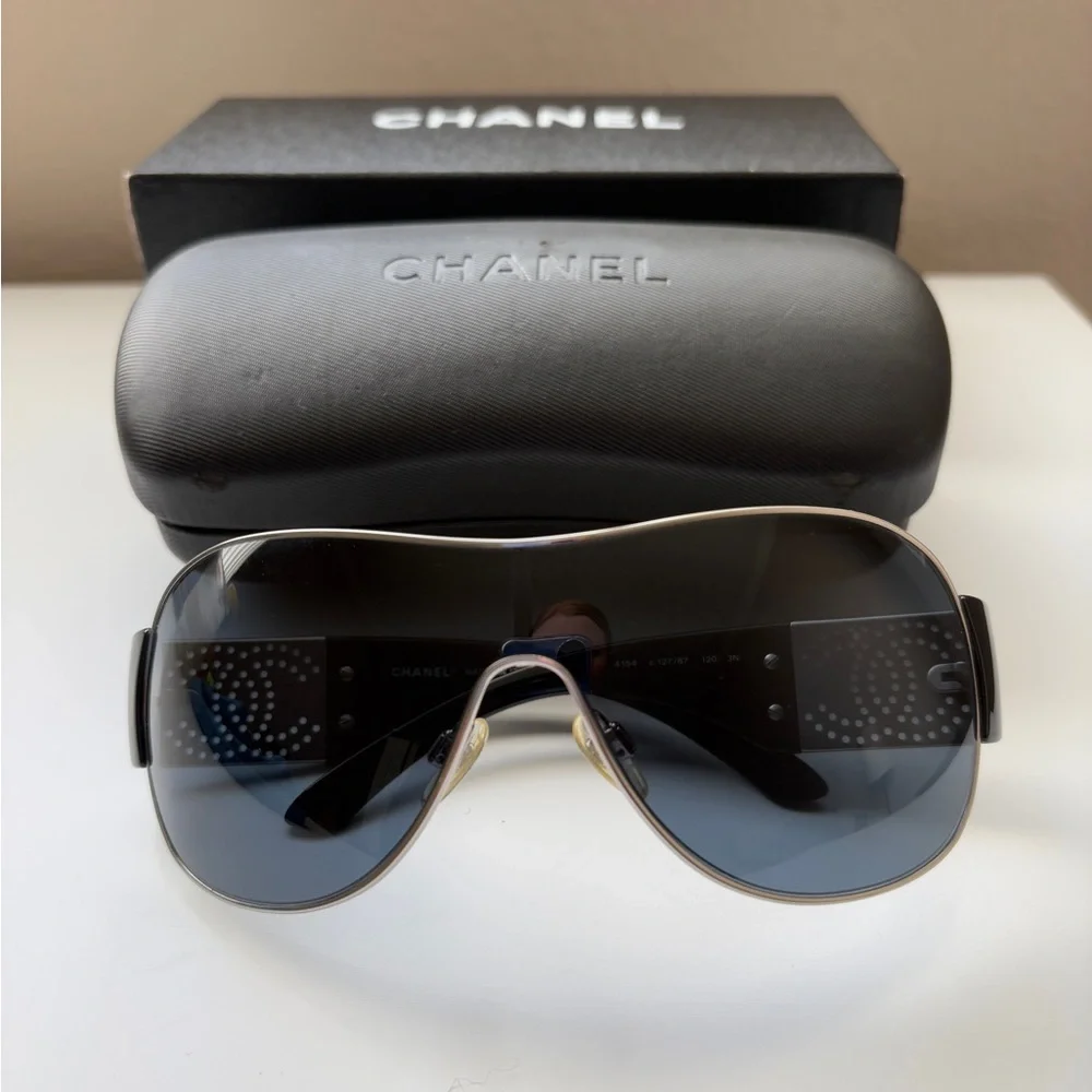 CHANEL authentic cc