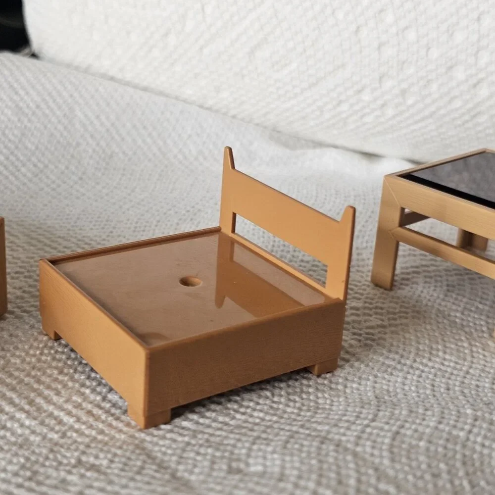 Tomy vtg dollhouse