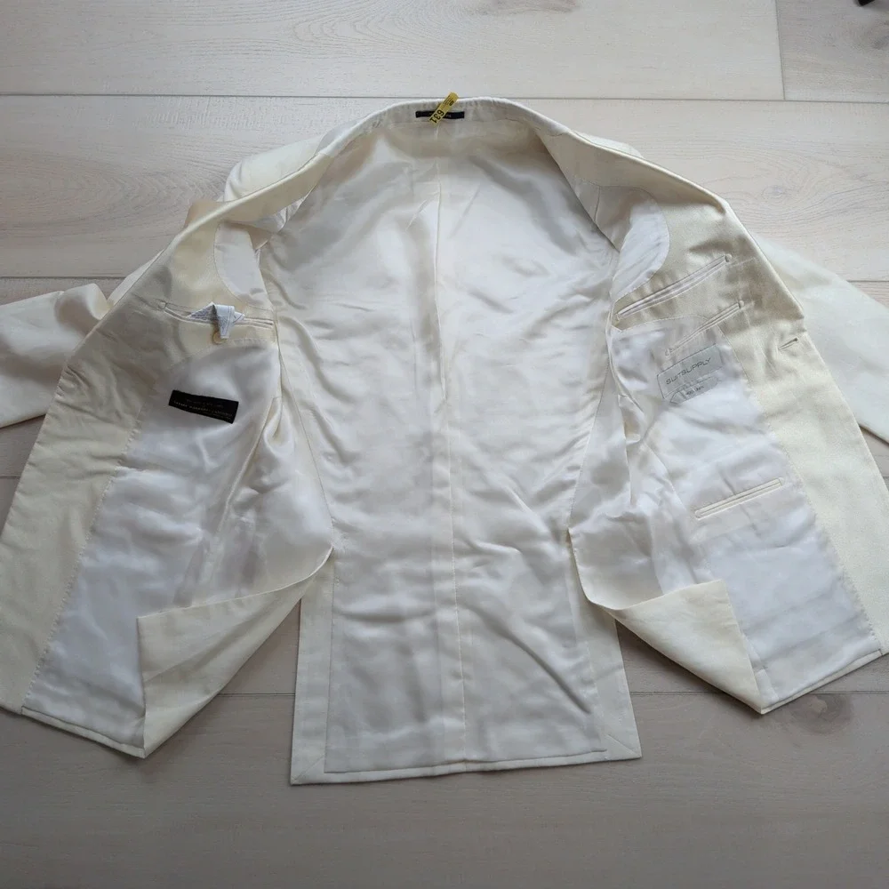 Suitsupply small faint