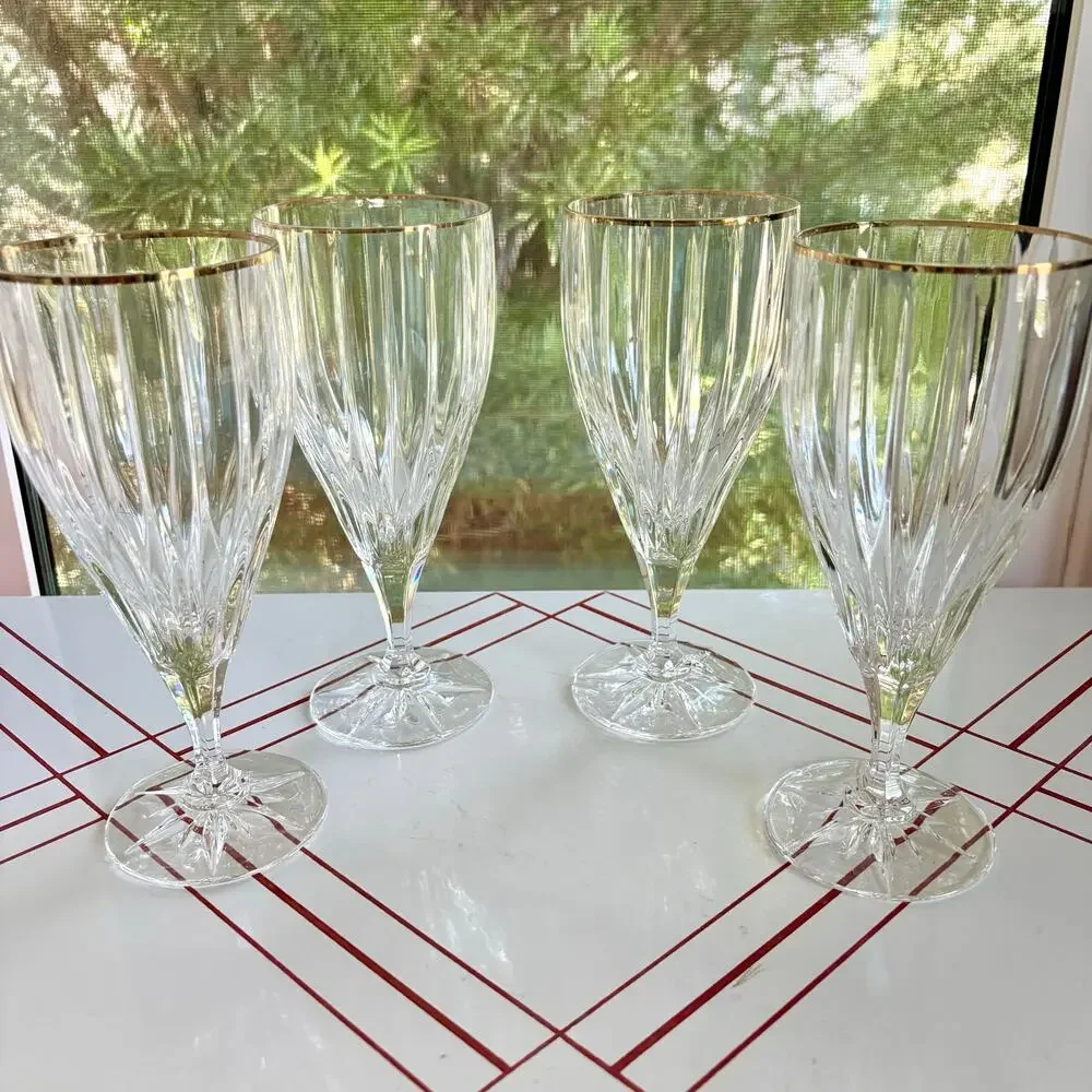 Mikasa set four