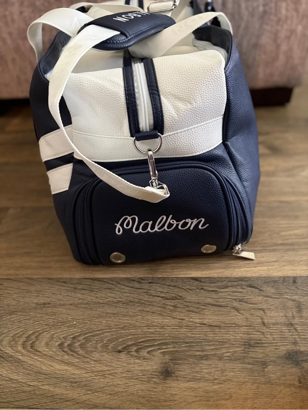 Malbon navy white