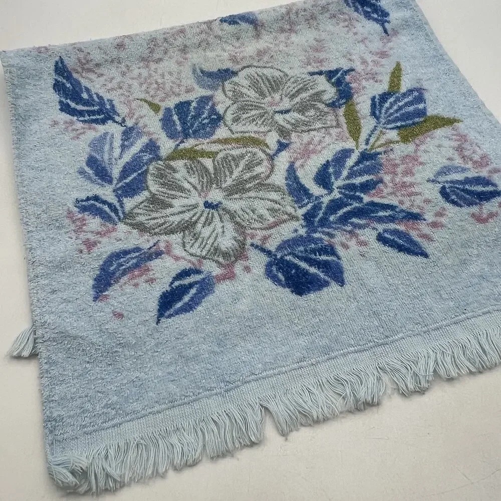 Vintage 1960-70 Cannon Mills MCM Hand Towel Blue Pink Flowers Floral 23