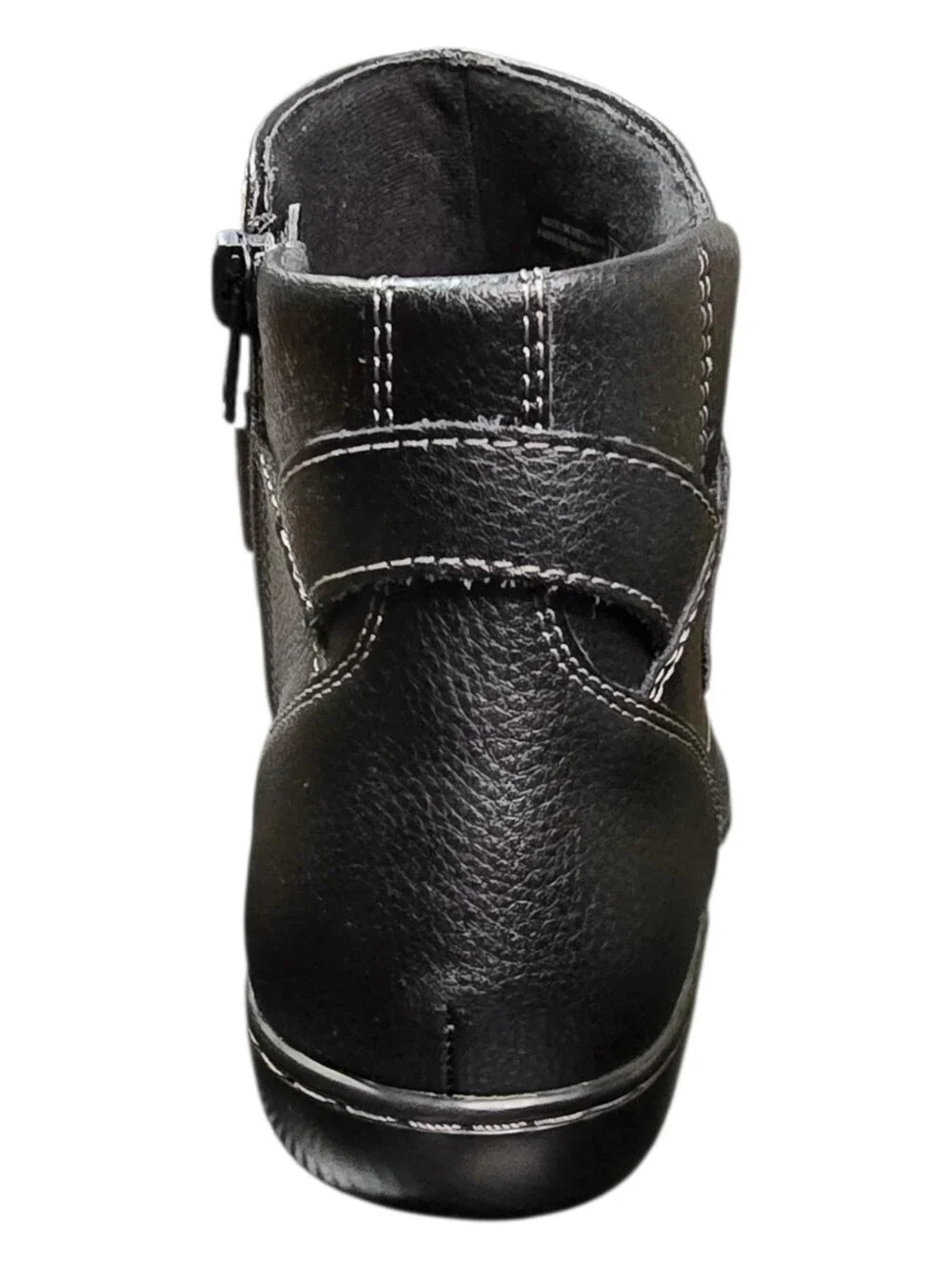 Clarks ​step into