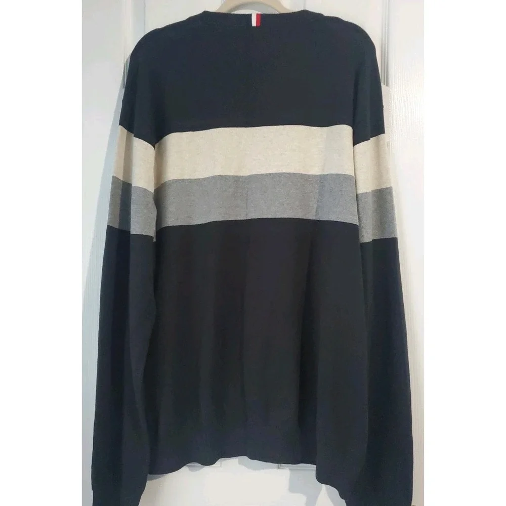 Tommy Hilfiger fabric sweater