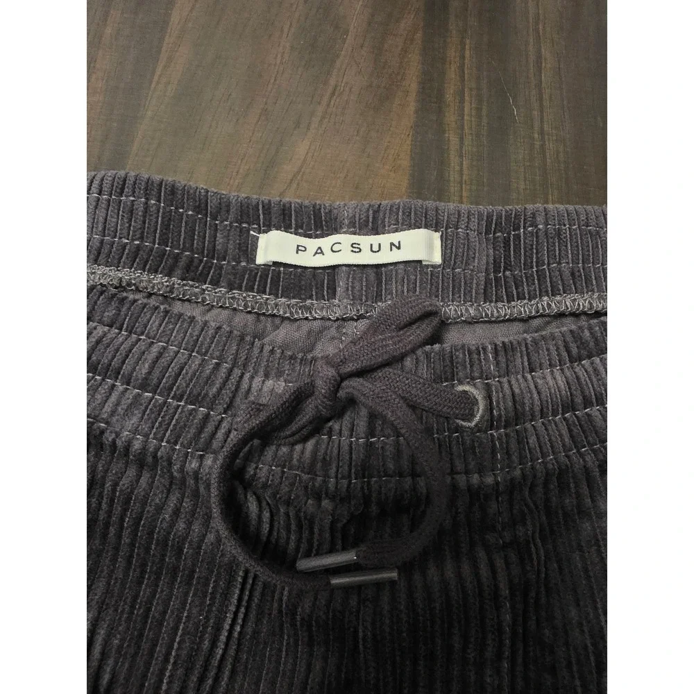 PacSun volley corduroy