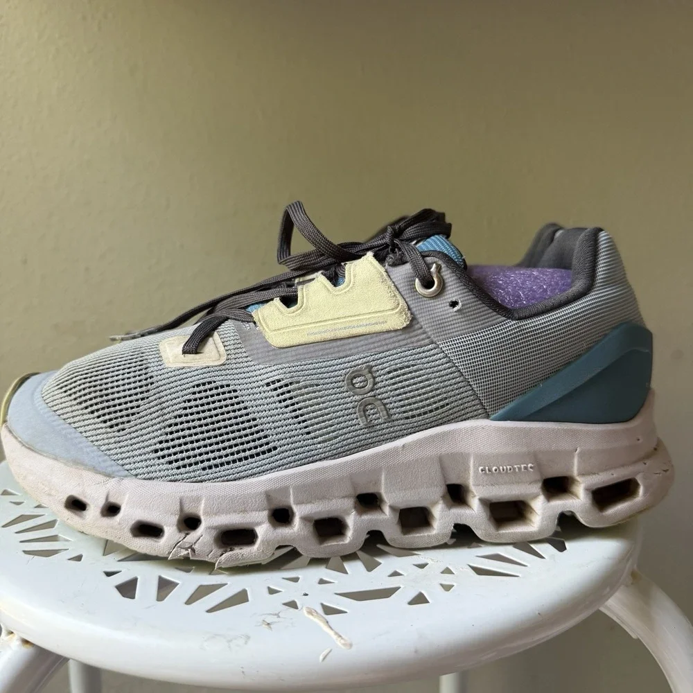 On Running Cloudstratus Chambray Lavender Womens 7.5 Running Shoes 39.98658