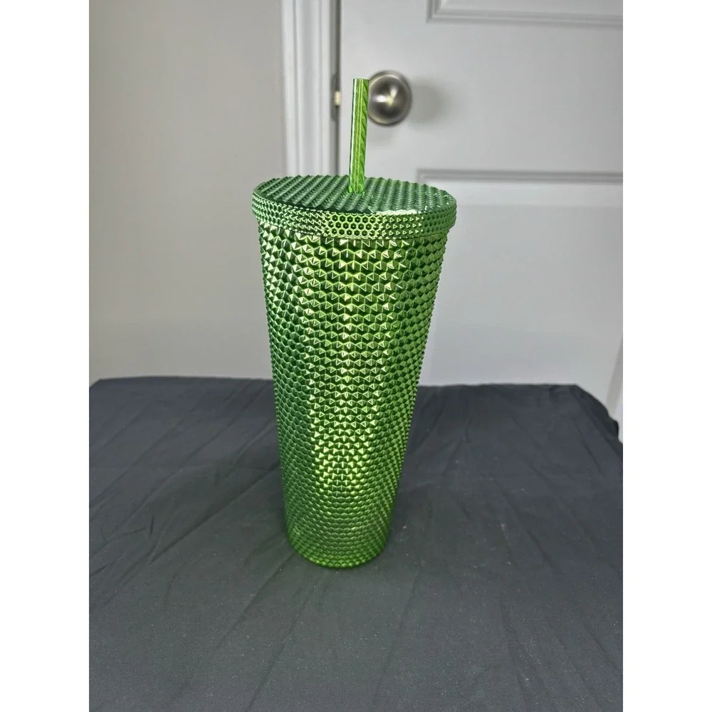 Starbucks 2023 green
