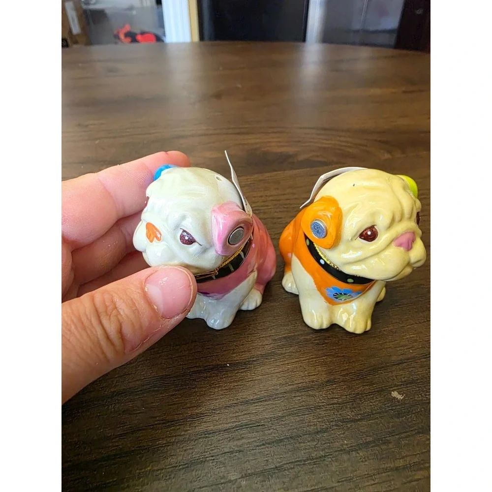 Bulldog add charm