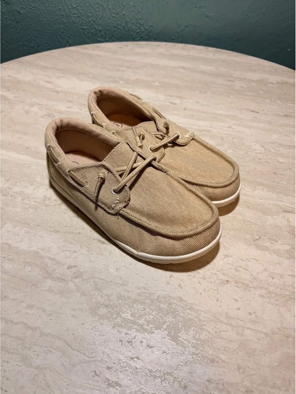 Cat & Jack Beige Canvas Boat Shoes Size 2