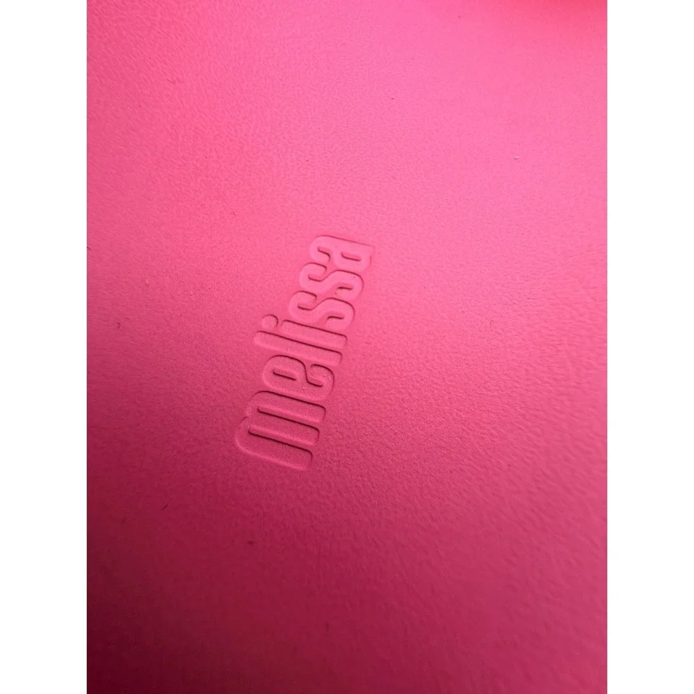 Melissa free slide