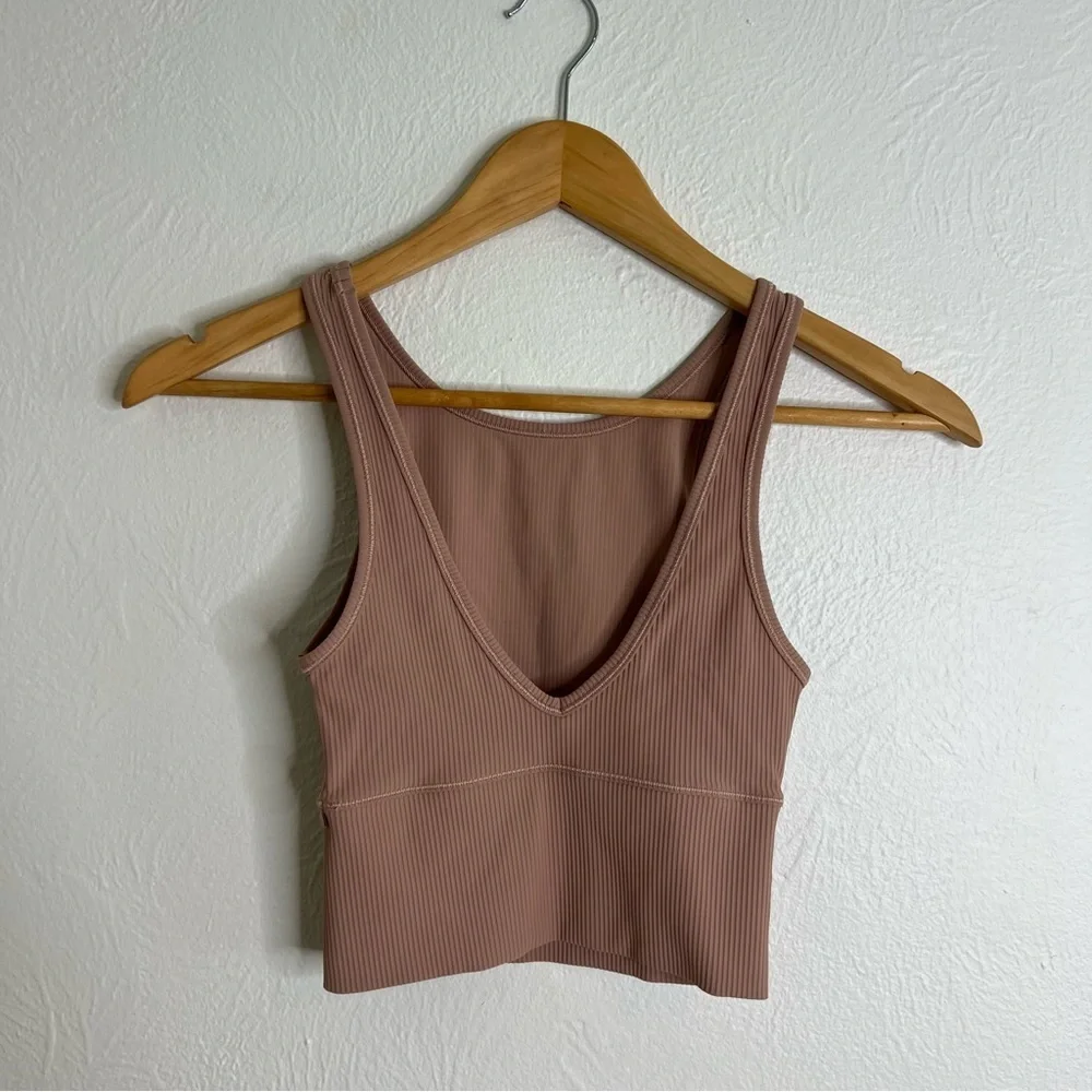lululemon athletica sleeveless ribbed