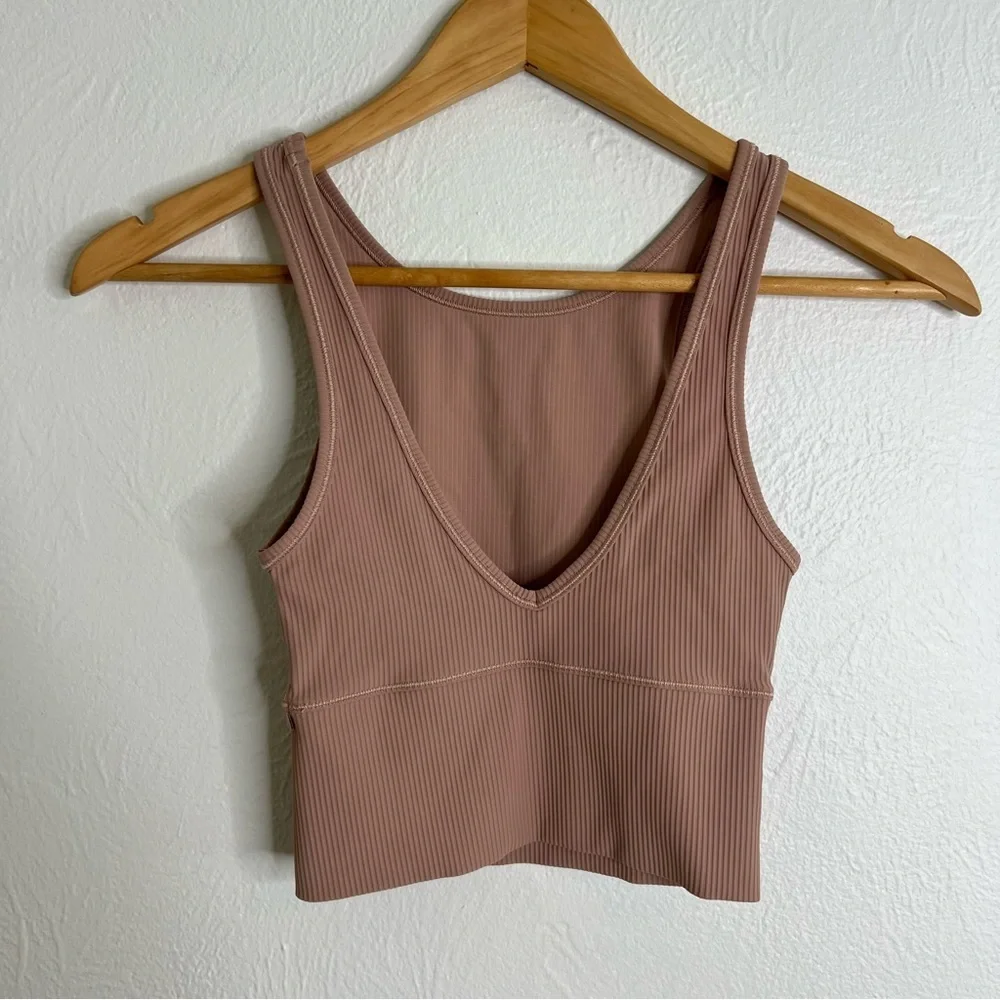 lululemon athletica sleeveless ribbed