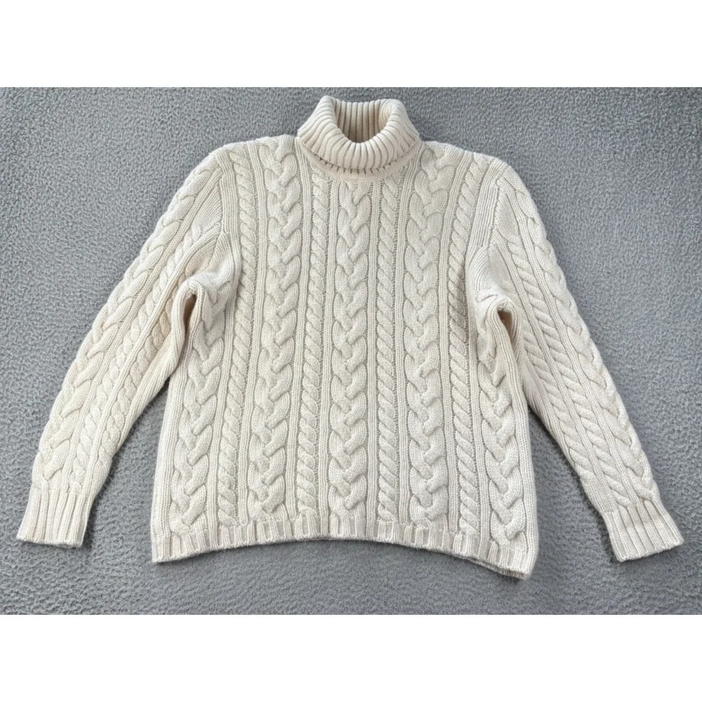 Johnstons Of Elgin Cashmere Sweater Mens 46 XL Ivory Cable Knit Made in Scotland