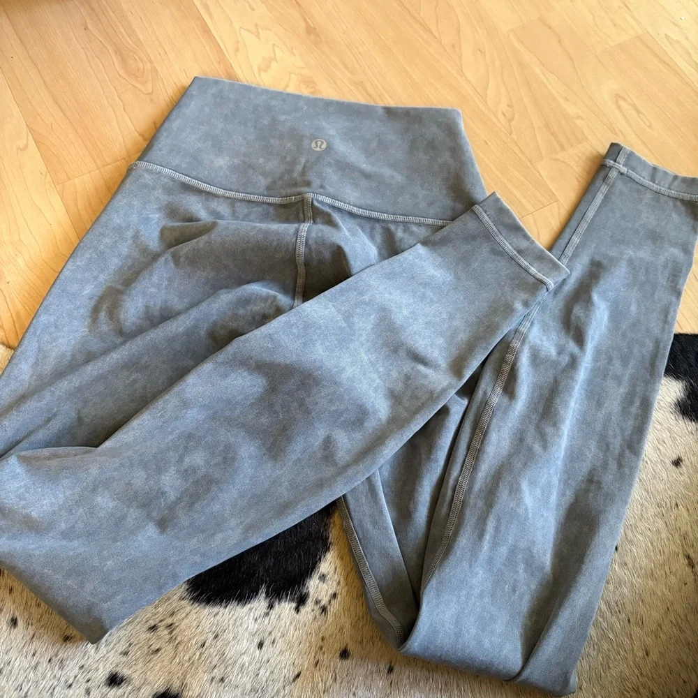 lululemon athletica size fabric