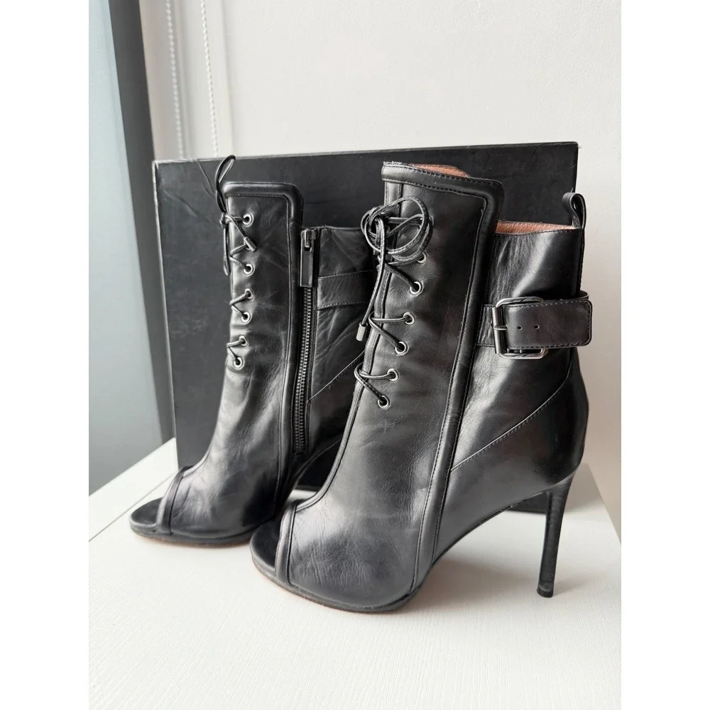 Rachel Zoe pre owned