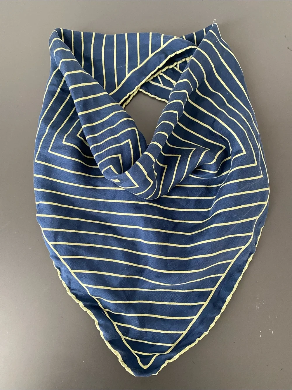 Vintage slim scarf