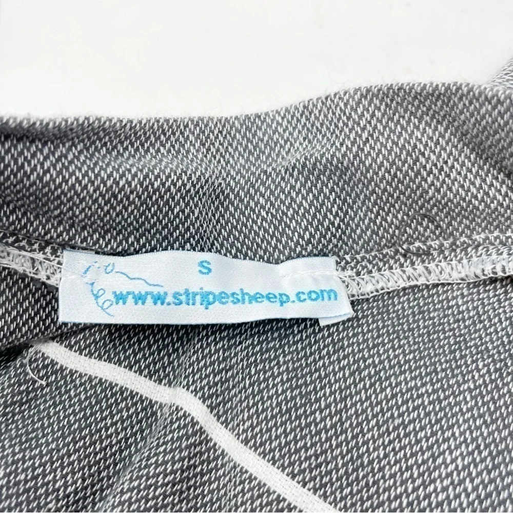 Stripesheep women’s gray