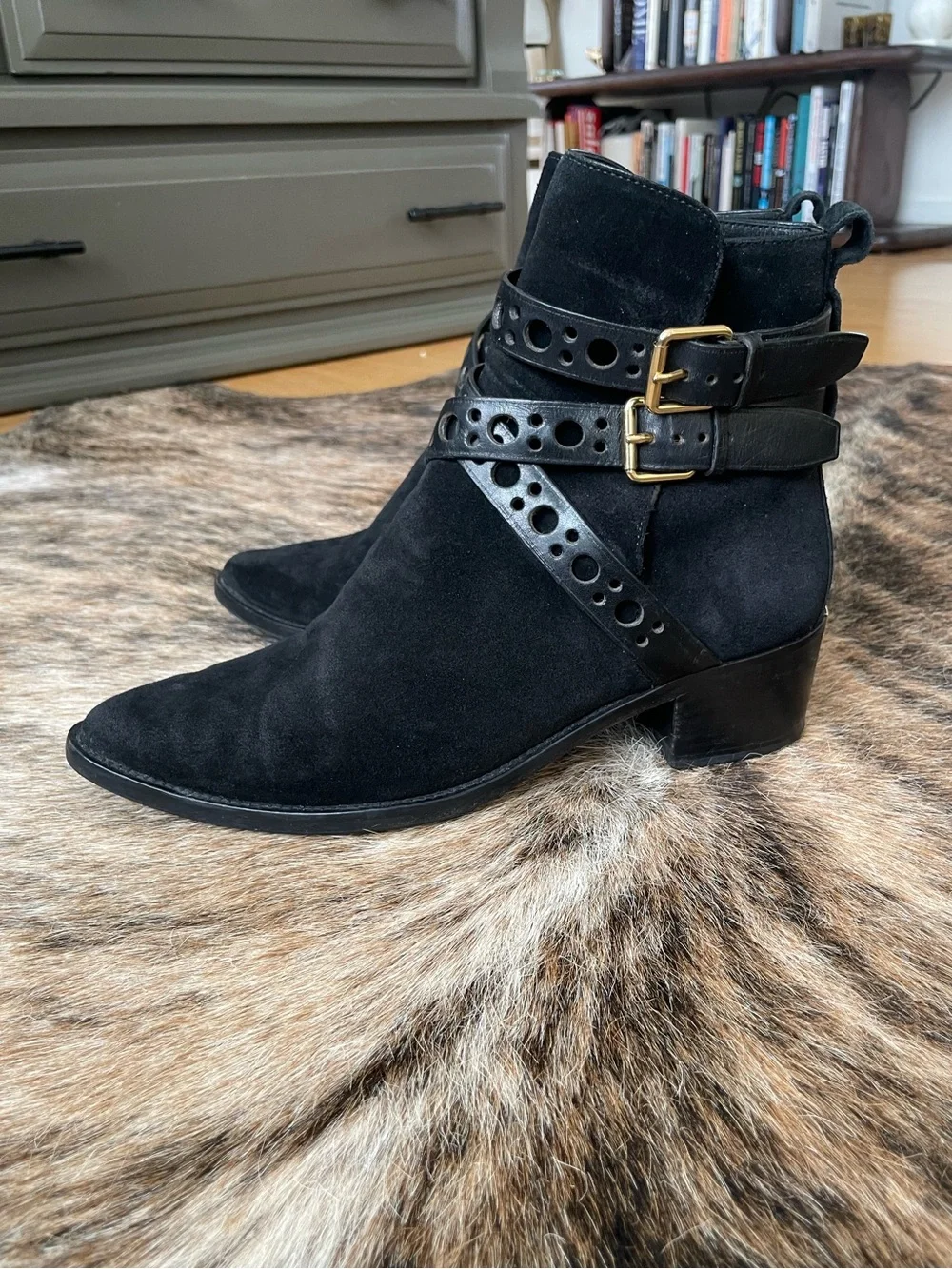 Burberry suede perforated