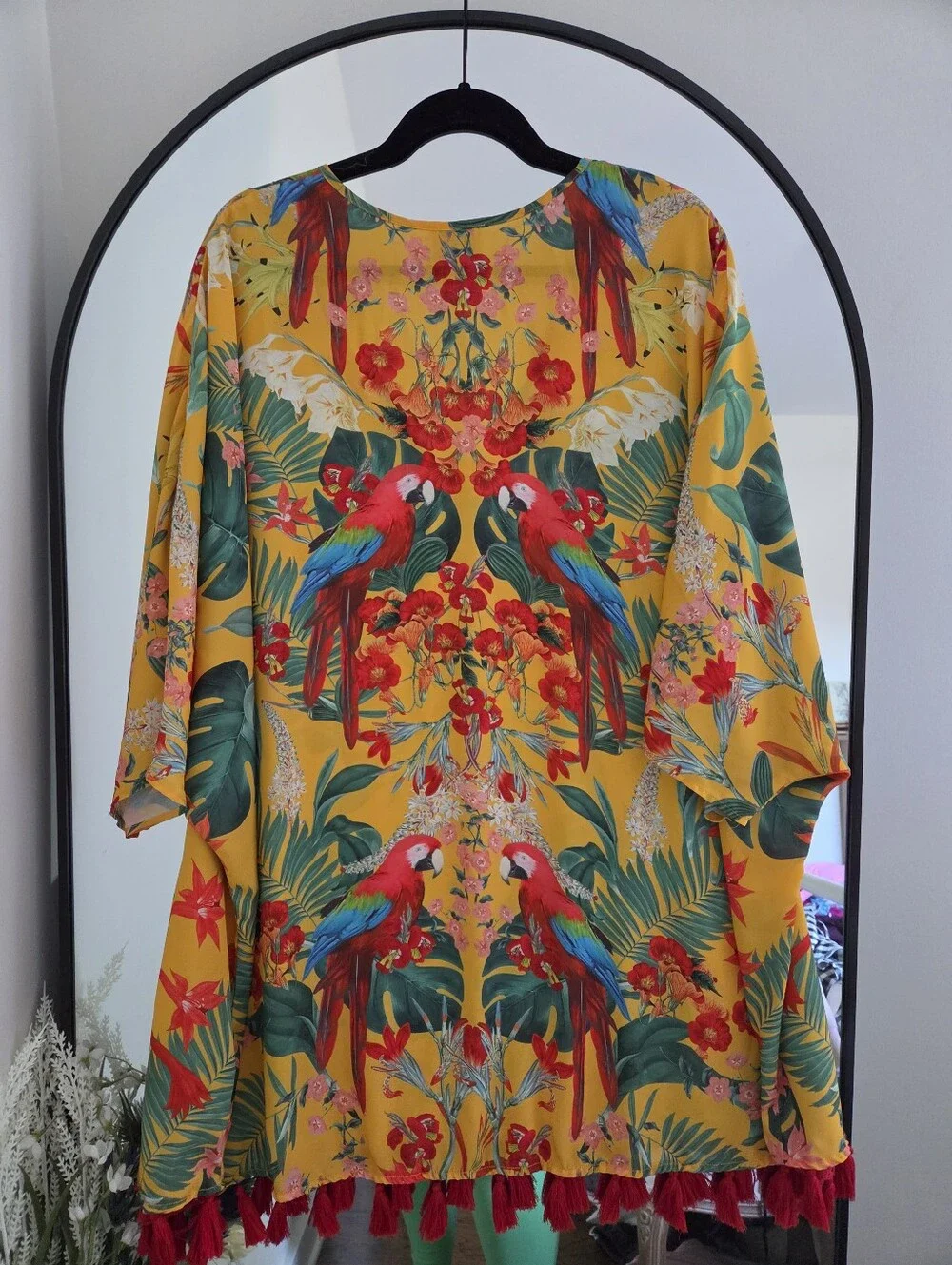 Show Me Your MuMu vibrant yellow