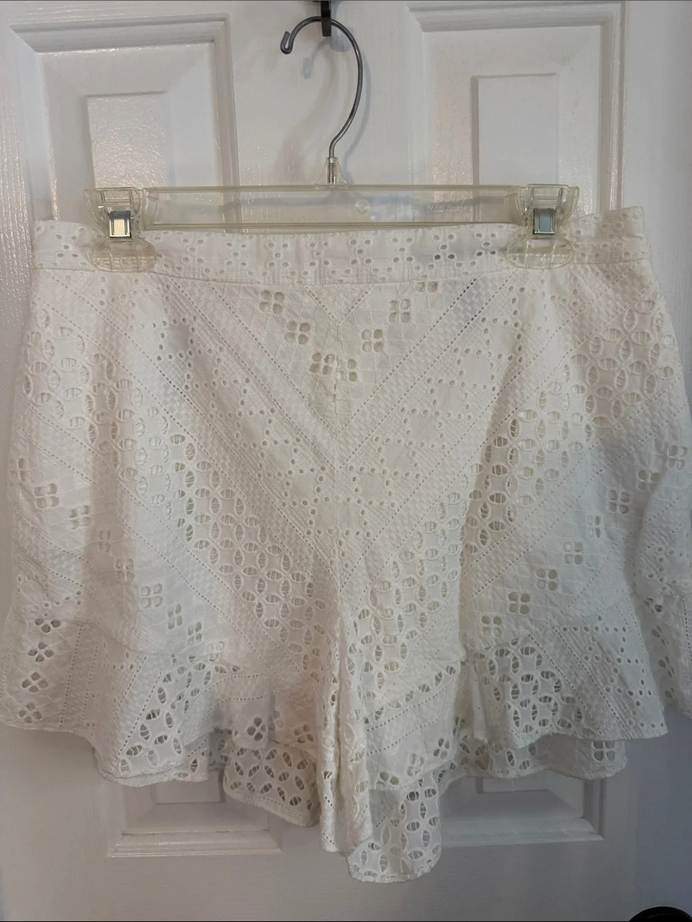 BCBG White Eyelet Ruffle Hem Women's Shorts
