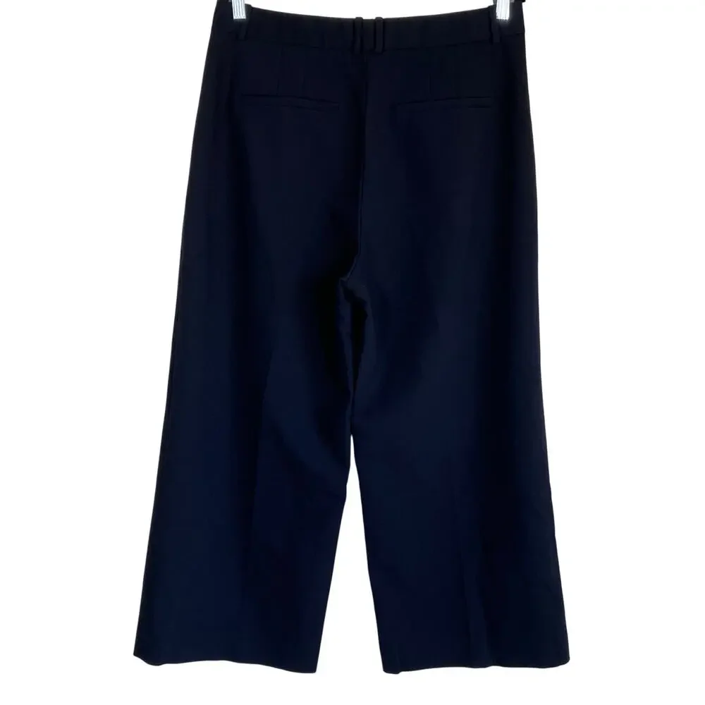 Abercrombie & Fitch approx note waisted
