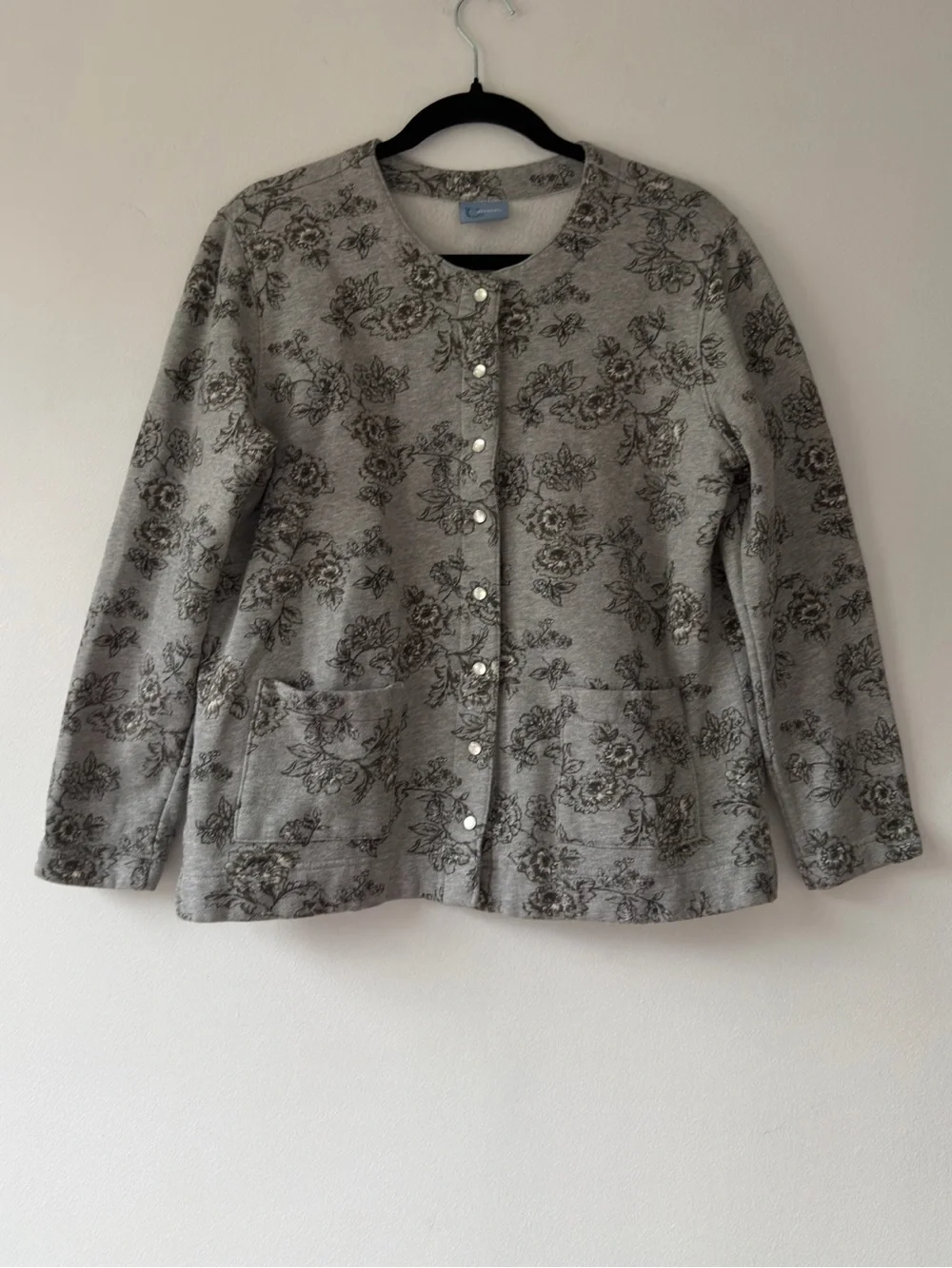 Classic Elements Gray Floral Button-Front Jacket