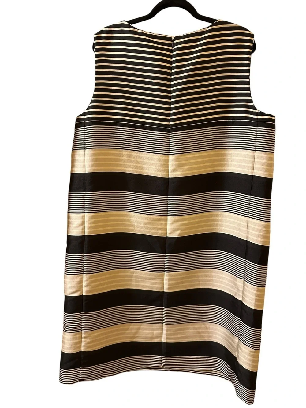 Lafayette 148 New York sleeveless shift
