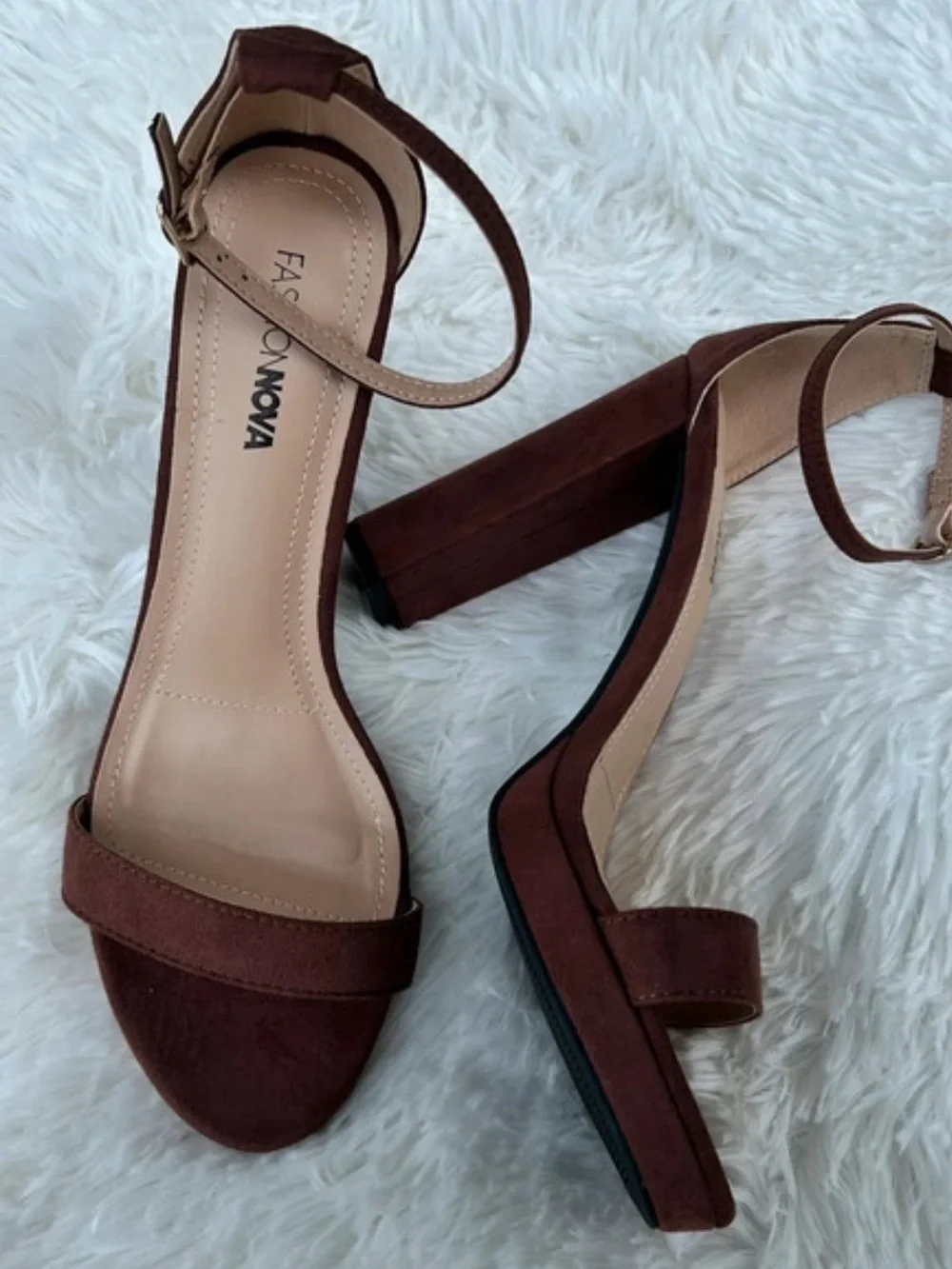 Fashion Nova high block