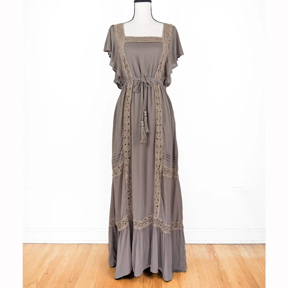 🦋LAST🦋 NWT Tulle and Batiste Rosalie Maxi Dress, Desert Sand, Size XS