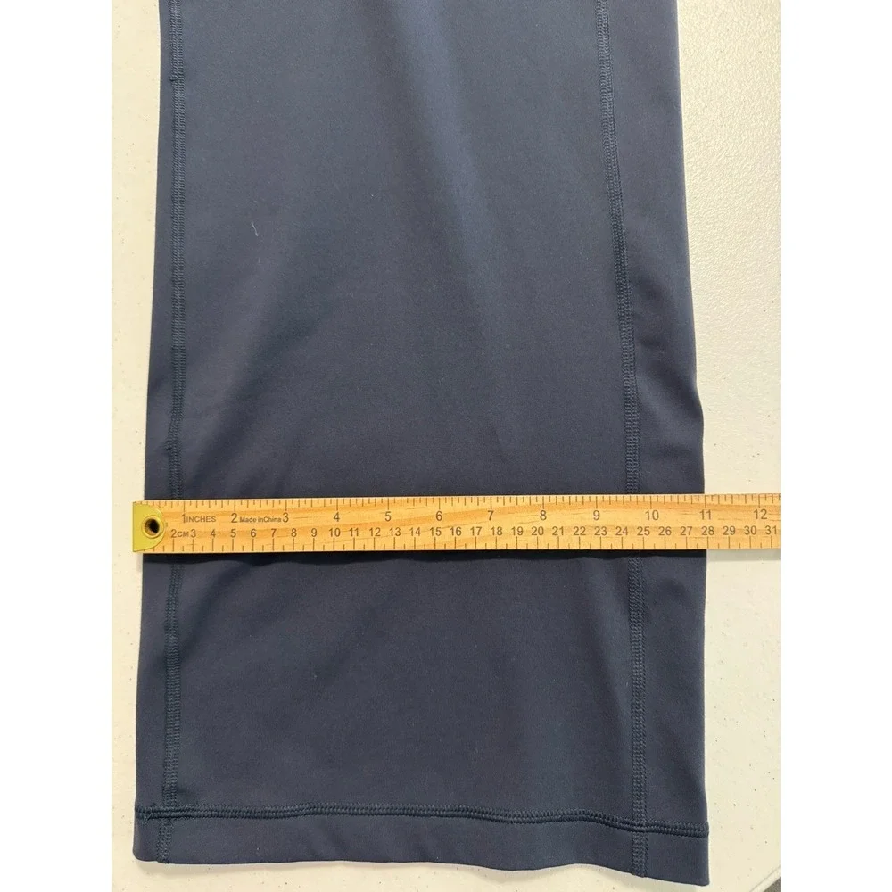 Duluth Trading Co various elastic style